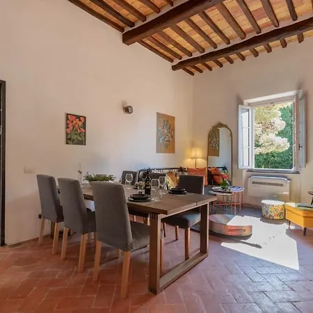 Apartment Casa Belvedere-palazzo Riccardi *